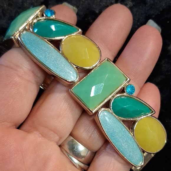 Liz Claiborne Green and Yellow Gemstone Bracelet - Picture 6 of 7